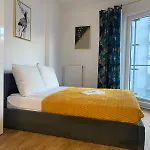 Apartmán Warszawski Hongkong, Kultowe Miejsce