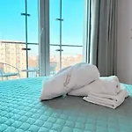 Warszawski Hongkong, Kultowe Miejsce *