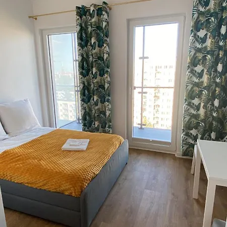 Warszawski Hongkong, Kultowe Miejsce