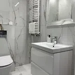 Warszawski Hongkong, Kultowe Miejsce Appartement