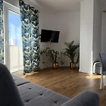 Appartement Warszawski Hongkong, Kultowe Miejsce *