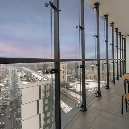 Warszawski Hongkong, Kultowe Miejsce Varsóvia