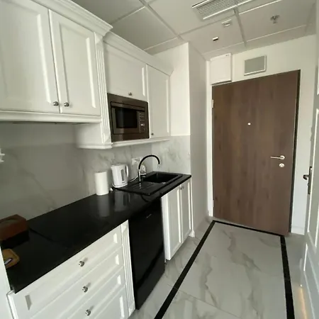 Apartament Warszawski Hongkong, Kultowe Miejsce *