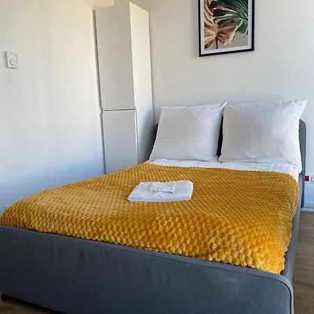 Apartment Warszawski Hongkong, Kultowe Miejsce Warsaw