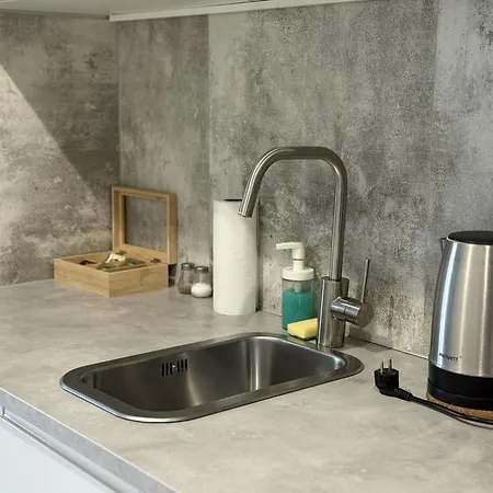 Appartement Warszawski Hongkong, Kultowe Miejsce