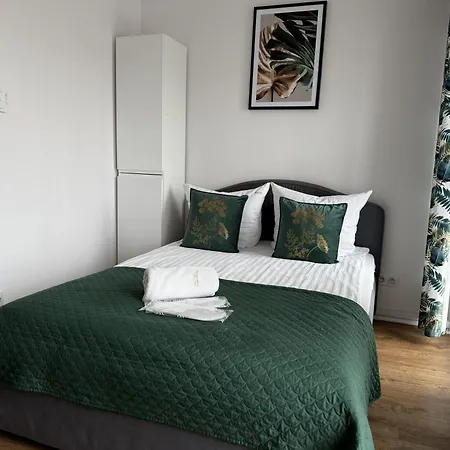 Appartement Warszawski Hongkong, Kultowe Miejsce