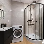 Warszawski Hongkong, Kultowe Miejsce Appartement Warschau
