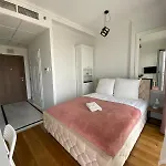 Appartement Warszawski Hongkong, Kultowe Miejsce